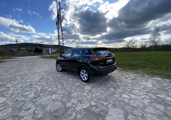 Nissan Qashqai cena 66000 przebieg: 70484, rok produkcji 2018 z Kielce małe 596